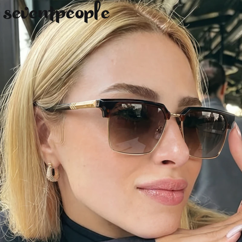 

Fashion Oversized Square Sunglasses Women Vintage Gradient Lenses Retro Metal 2026 Luxury Designer Trendy Driving Eyewear Shades