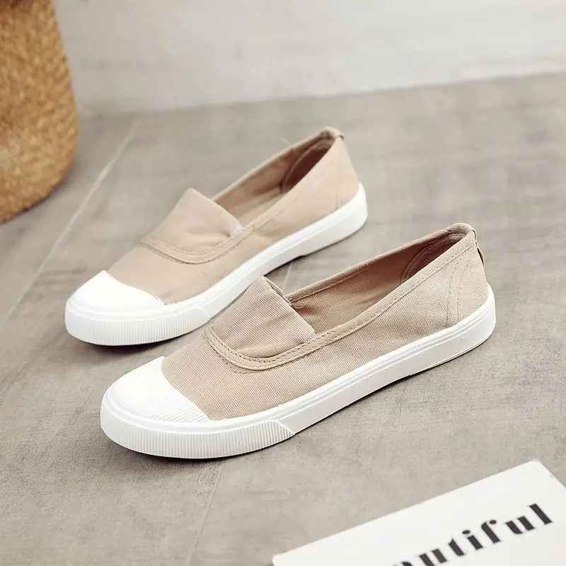 2026 Spring Canvas Slip on Shoes Unisex Casual Flat Loafers Breathable Walking Sneakers Korean Style Lightweight Footwear
