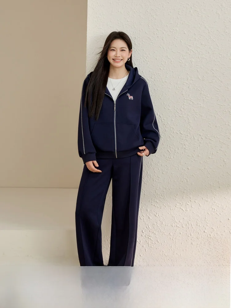 

Laid-back Sweatshirt Set Comfortable Loose Feeling Two-piece plus Size Women's Fashion Spring New Arrivals Casual Style