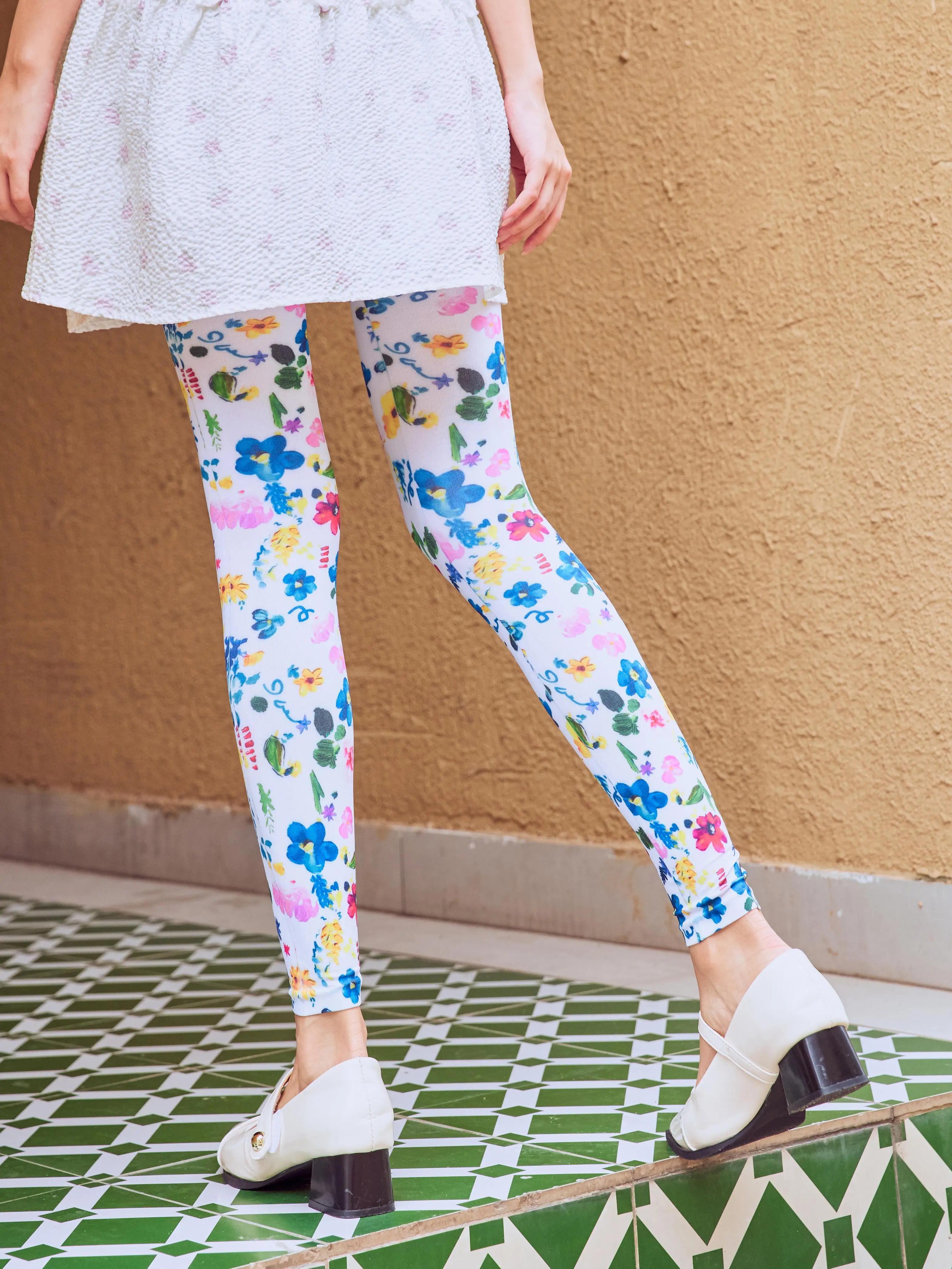 Ahabowi-leggings digitais opacas macias das mulheres com padrões coloridos das flores, nove calças