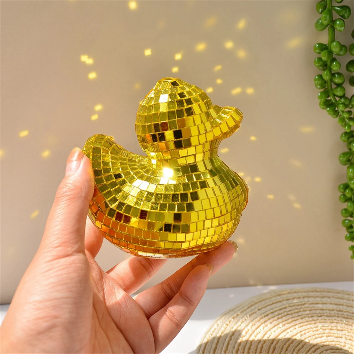 Duck Figurines Decor Animal Sculptures Statues Duck Statues Decor with Mirror Desk Decor Table Decor