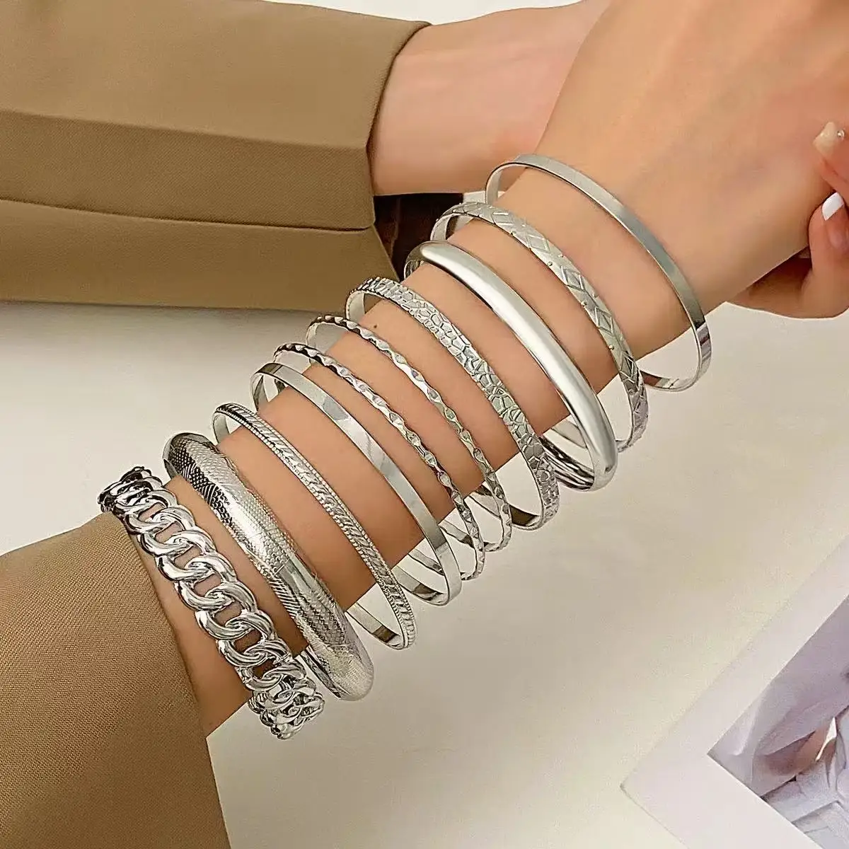10PCS Fashion Bohemian Folk Retro Wide Face Simple Women's Bracelet, Wedding Bracelet Jewelry