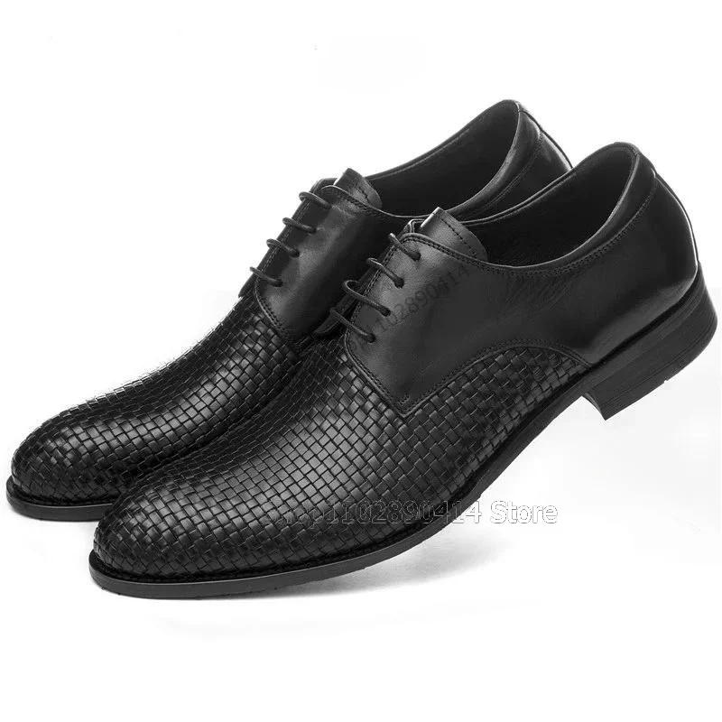 

Black Embossed Design Round Toe Strappy Men Shoes Fashion Lace Up Male Shoes Luxury Handmade Party Feast Banquet Men Dress Shoes