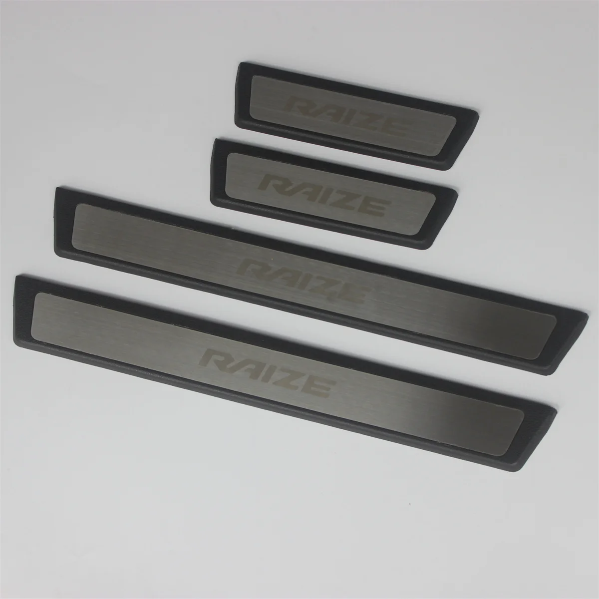 Car Styling For Toyota Raize 4PCS Door Sill Plate Auto Pedals Protector Cover 2019-2022