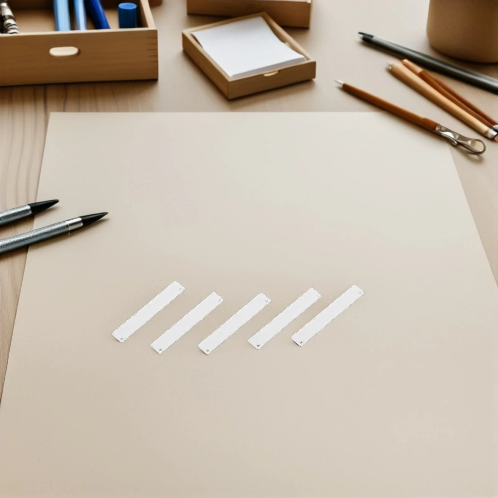 

20 шт. прямоугольные подвесные бирки с двойным отверстием, металлические заготовки 35x6 мм, штамповочные заготовки для изготовления ювелирных изделий, гравировка, подвески