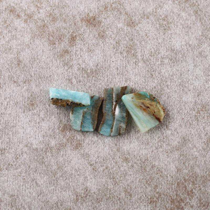 

Цельная доставка случайным образом, серьги с амазонитом из натурального камня, бусины, модные ювелирные изделия, серьги-нагвоздики для женщин