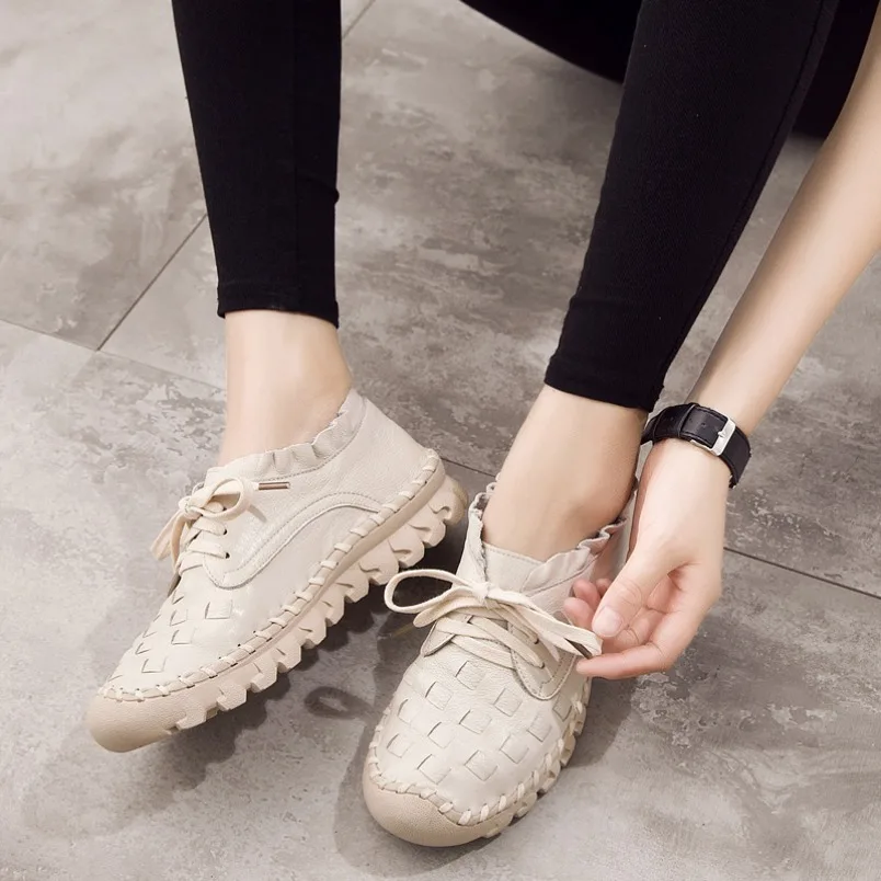 

Новинка 2023 года, женская обувь ручной работы, обувь для мам из натуральной кожи на плоской подошве со шнуровкой, женские лоферы, мягкая повседневная обувь на плоской подошве