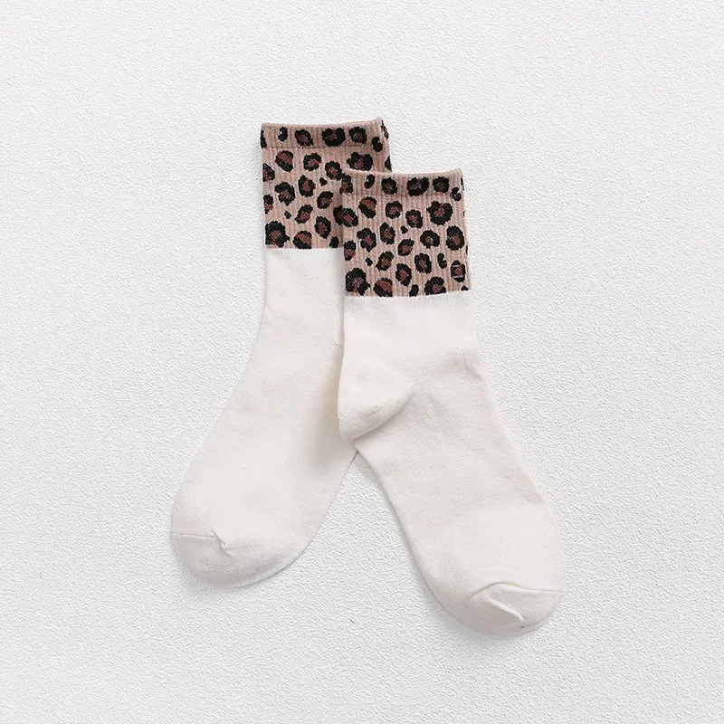 New Female Leopard Print Color Matching High Socks Comfortable Autumn and Winter European Version of Socks Fashion Street S