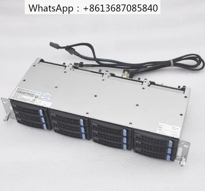 

12 bay 3.5-inch 6Gb hard drive cage 12Gb storage Black hot swappable series chassis