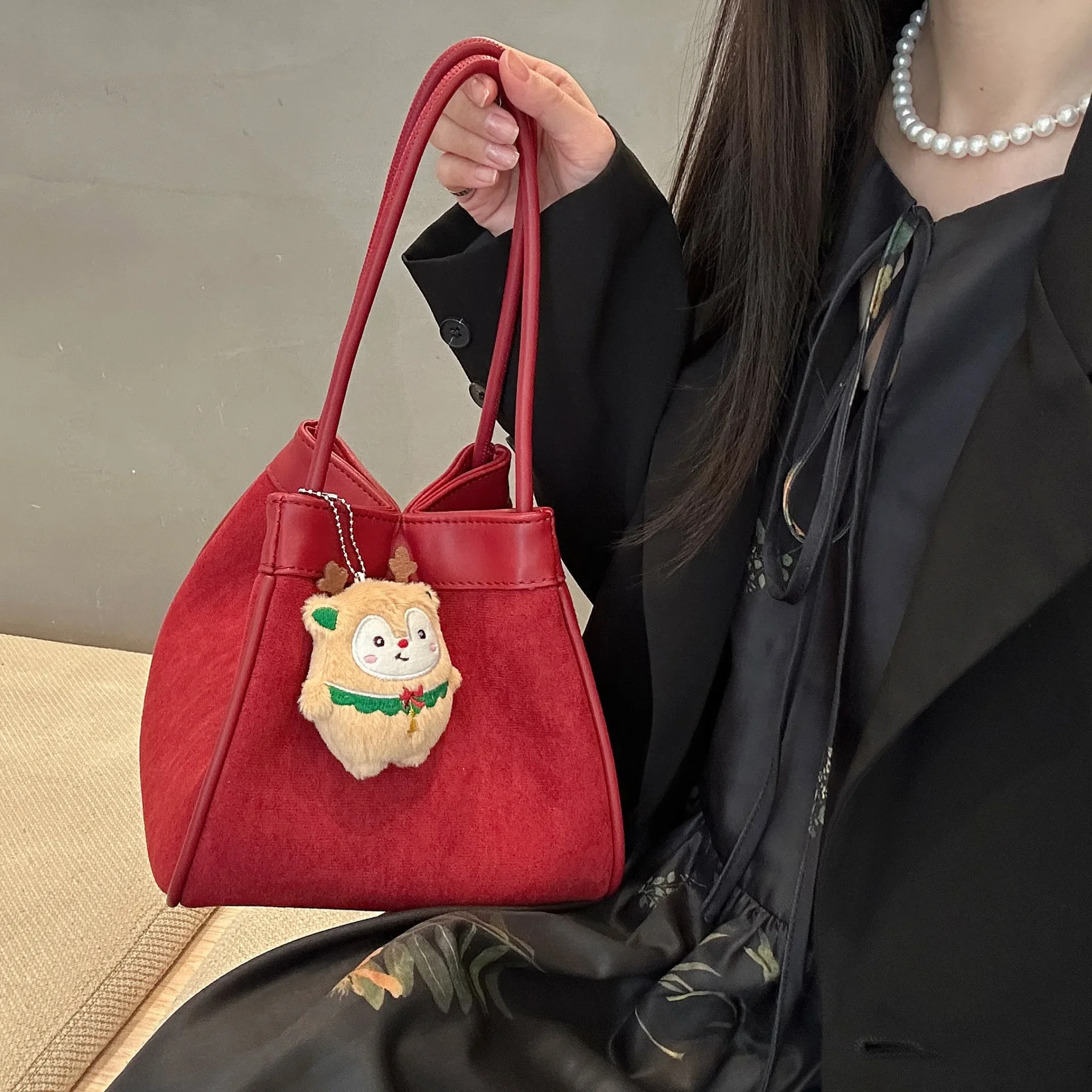 Porte-clés pendentif en peluche du père noël, breloque pour sac à dos Kawaii, décoration de poupée, cadeaux d'arbre de noël, ornement amusant