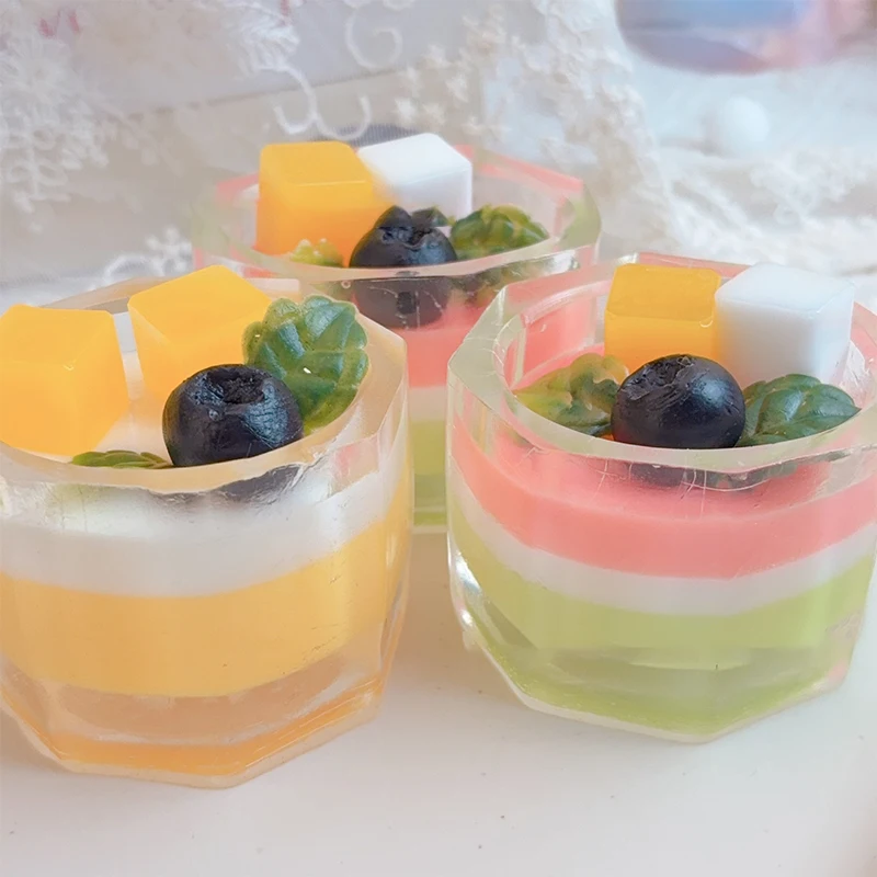 Idea de regalo para niña: Taza de té de la leche de sandía/mango de una pieza, juguete divertido de postre de imitación de TPR suave