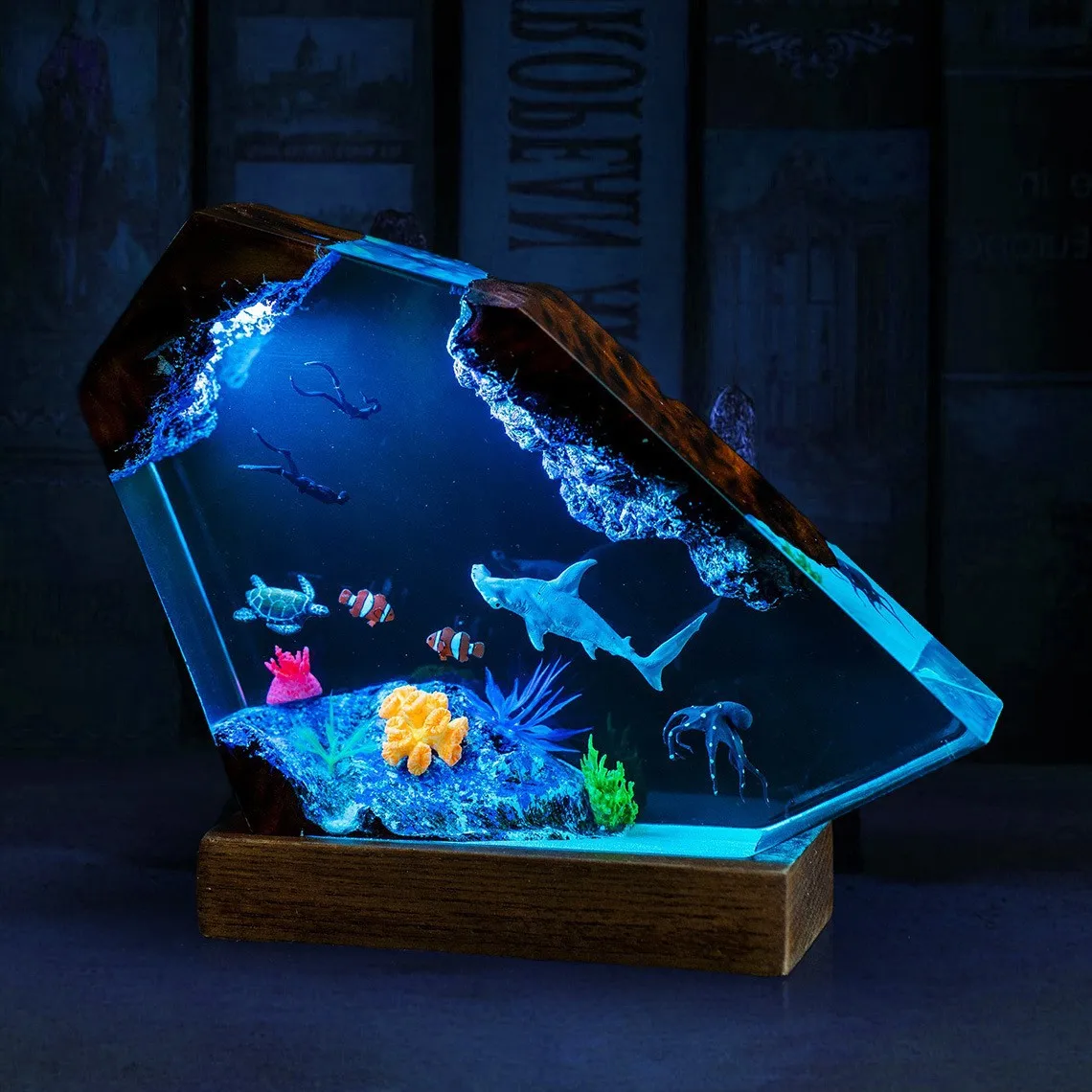 Sea View Micro Humpback Whale Diver Resin Wood Lamp Ornament Epoxy Wood Home Decoration Handicraft Beautiful gift
