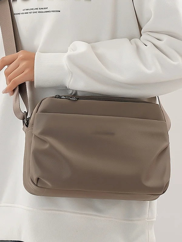Oxford Cloth Crossbody Bag Lightweight Casual Commuter Single Shoulder Bag Simple Match Women's Bag for Daily Use