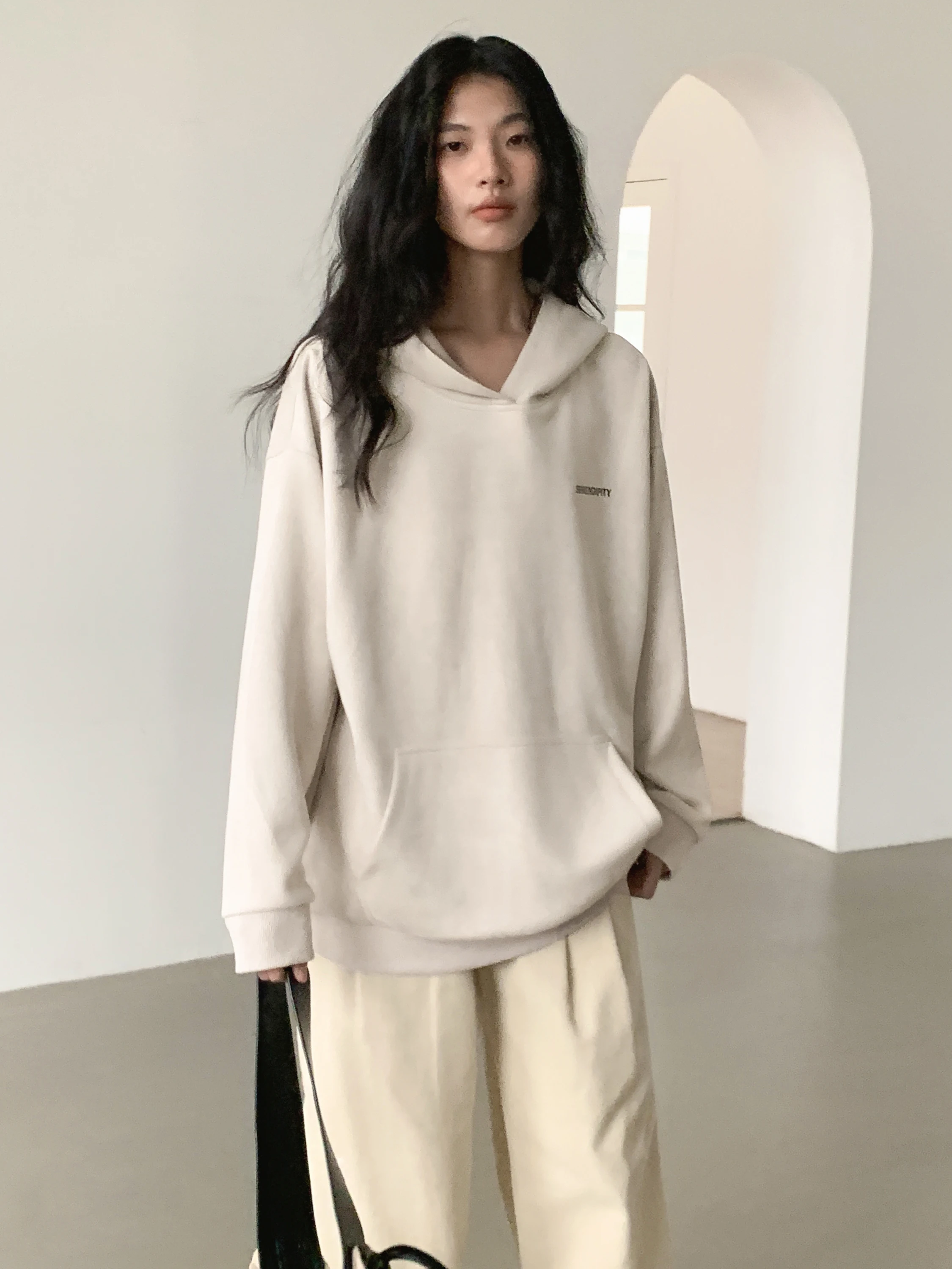 EIGHTHMONTH Felpa con cappuccio in pelle scamosciata da donna Casual Allentato Sle Lungo Sve Cappotto sopra la testa Alla moda Autunno Nuovo arrivo Vestibilità comoda