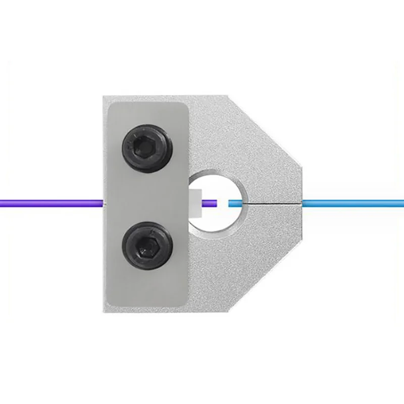 ملحقات طابعة ثلاثية الأبعاد موثوقة: لحام الخيوط، موصل الربط وأداة النجار.