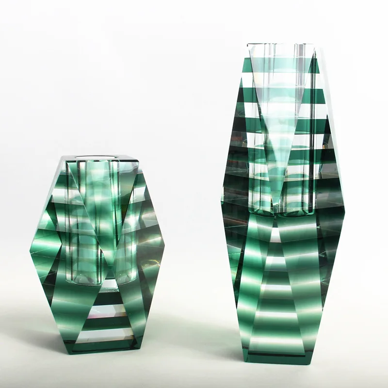 

Modern Light Luxury Crystal Personality Vase