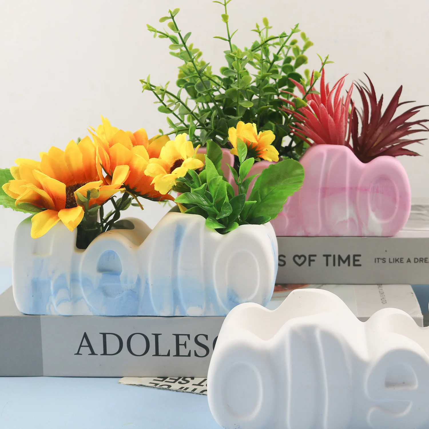 Resin Silicone Mold Family Letter Flower Pot Gypsum Candle Planter Drop Glue Mold Silicone Home Decoration Ornaments