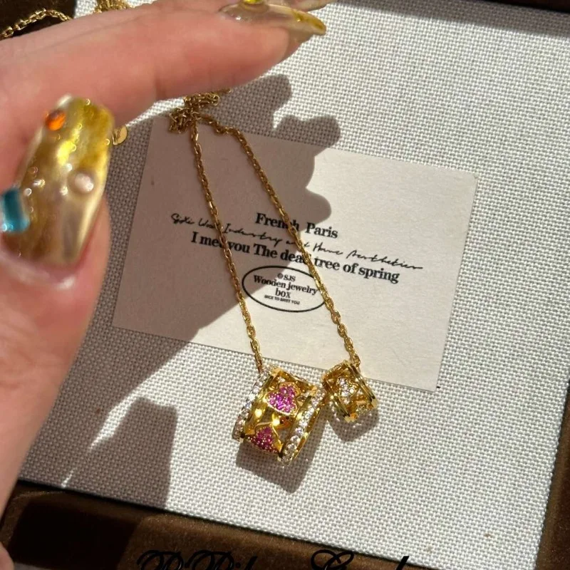 Light luxury high-end ruby double circle gourd necklace exquisite cylindrical hollow out charms collar chain banquet jewelry