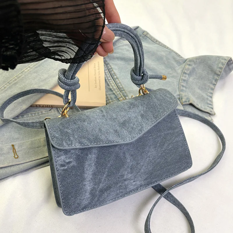 

Retro Portable Small Square Women's Bags Spring Versatile Shoulder Messenger crossbody bag