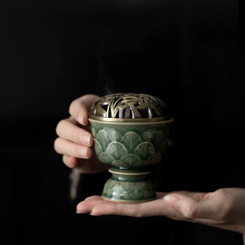 

LTT retro indoor ceramic plate incense burner Zen incense burner ornament