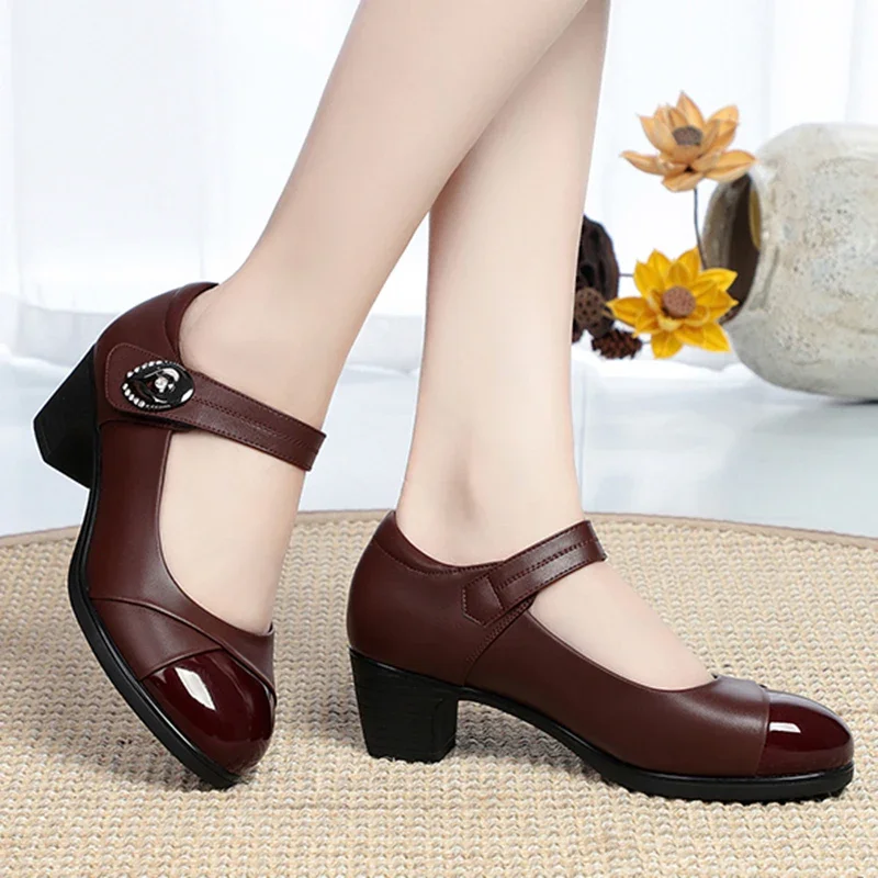 The New 2024 Crystal Button Mediterranean High-heeled Shoe Mary Jane Comfortable Soft-soled Moccasin Women's Square