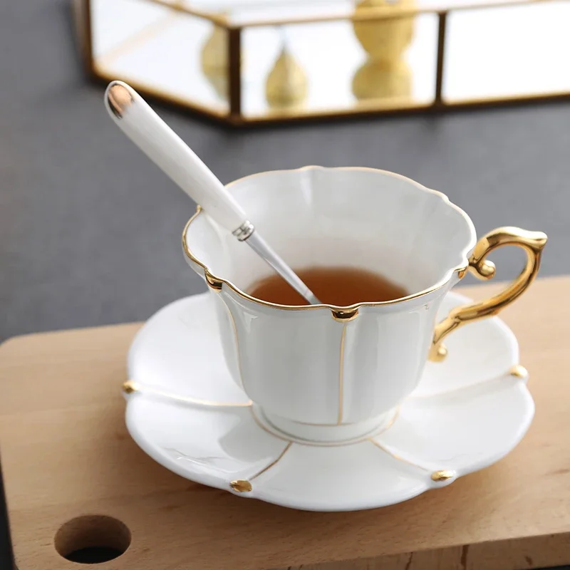 Gold Pearl Bone China Coffee Cup Saucer Spoon Set 200ml Gorgeous Advanced Porcelain Tea Cafe Party Afternoon Teacup Dropship