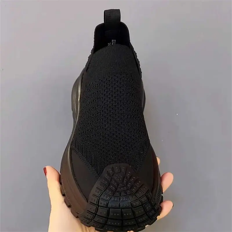 

Мужская спортивная обувь с сетчатым верхом на толстой платформе, простые прогулочные уличные летние распродажи, широкие цветные мужские повседневные кроссовки для бега