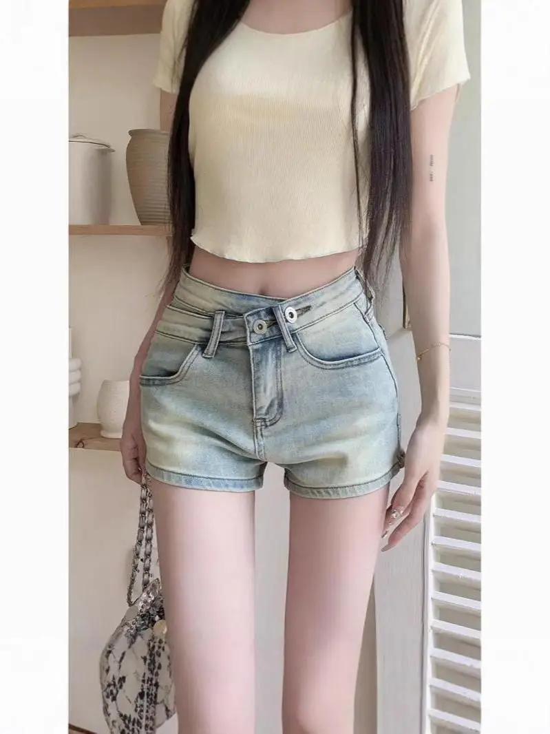 

High Waist Distressed Denim Shorts Women's Summer Asymmetrical Button Slim Wide Leg Hot Pants Simple Design Sensation Pants