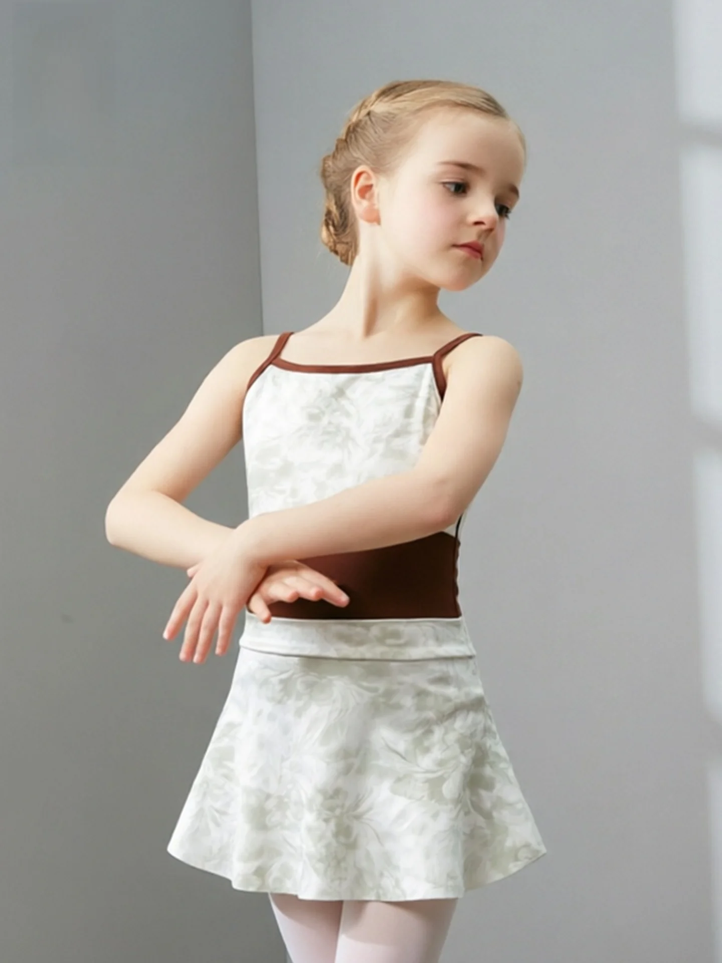 子供用バレエダンス衣装レオタードスカートセット練習用ユニフォームセパレートトップボトムダンスウェア女の子用ステージパフォーマンス用