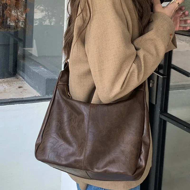 

Fashion INS Simple PU Crossbody Bag Retro Versatile Commuter Large Capacity Shoulder Bag Underarm Bag Girls Woman Birthday Gifts
