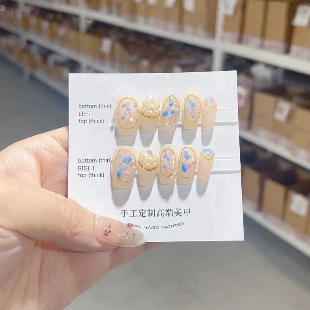 

Стиль акварельной живописи Благородный съемный многоразовый элегантный белый пресс ручной работы на ногтях. No D051