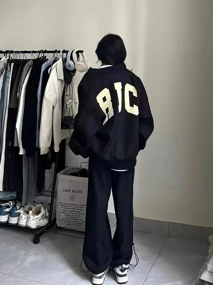 

Women 2025 Autumn Black Retro Letter Print Baseball Jacket Loose Versatile Sport Top Long Sleeve Trend Casual Jacket Clothing