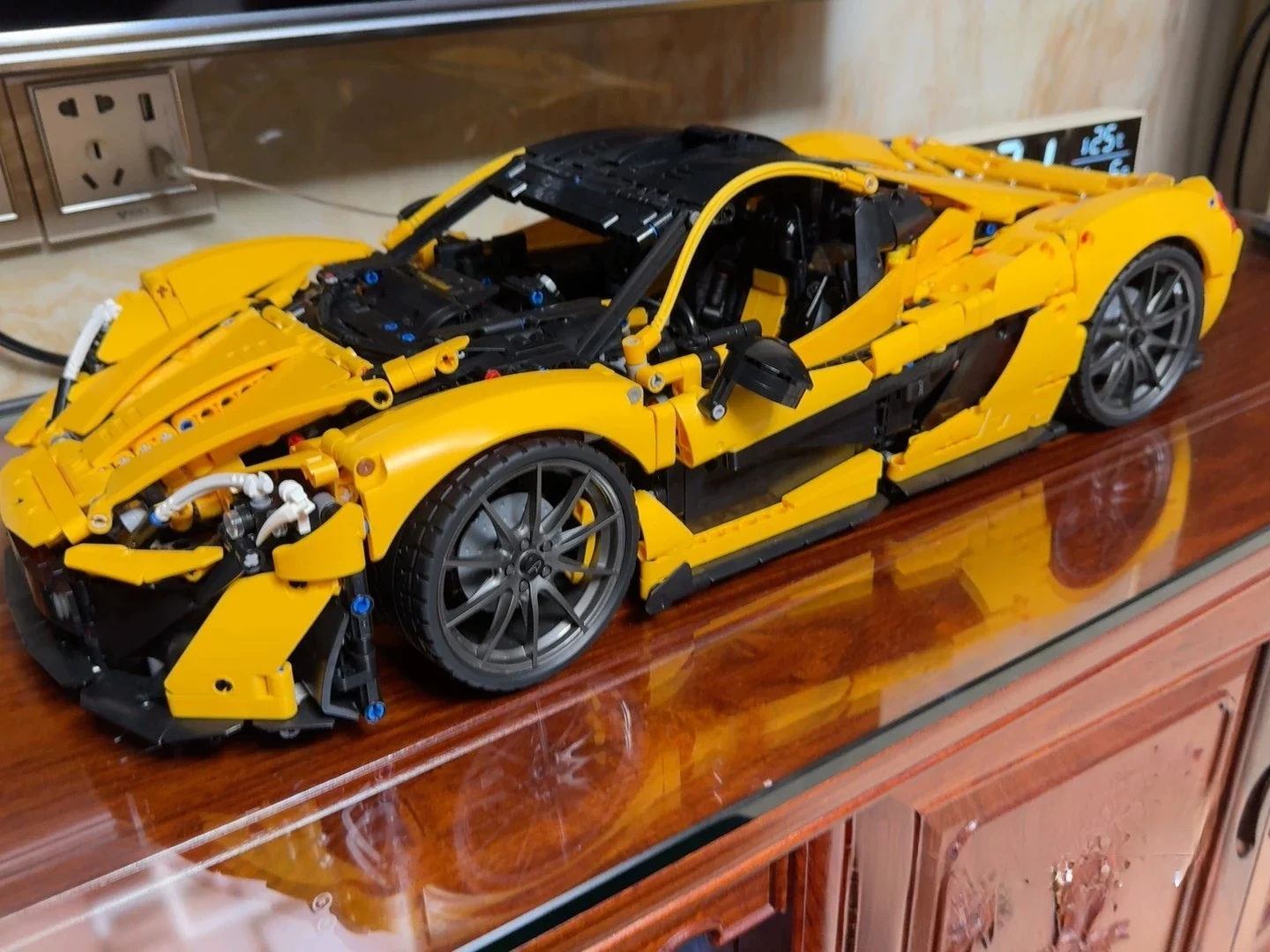 متوافق 42172 حلية Gifts3893Pcs اللبنات الفنية P1 سوبر سباق السيارات 1:8 سيارة رياضية الطوب مجموعة ألعاب نموذج #2