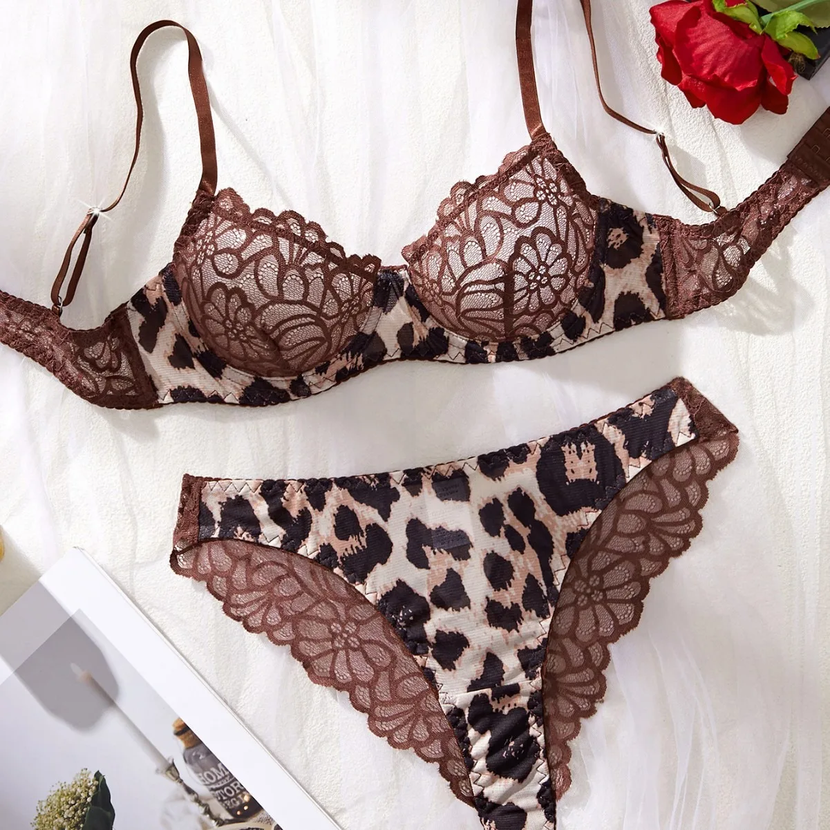 2 Piece Erotic Western Style Lace Leopard Print Patchwork Featuring Sensual Sexy Womens Alluring Bra Premium Sexy Lingerie Set
