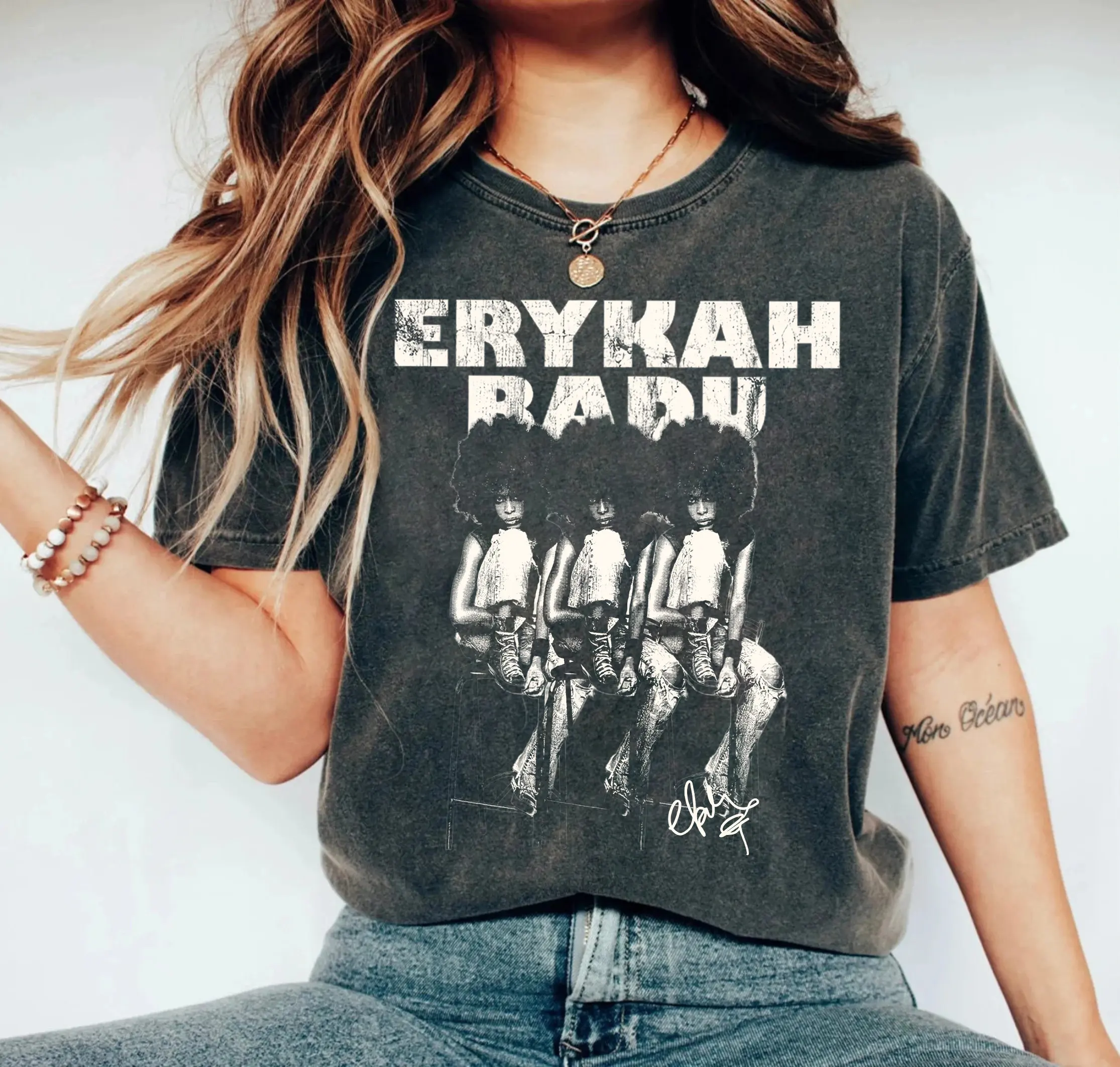 Erykah Badu s for Fans tour T Shirt concerT 2024 90s Music Rock Women