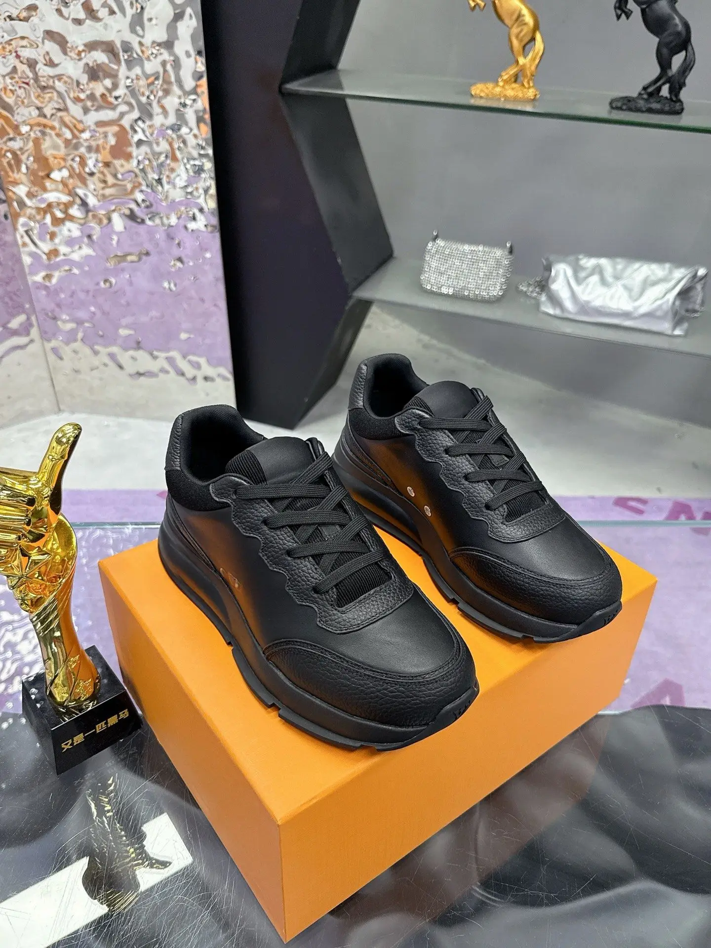 Unisex Minimalist Thick Sole Sneakers Full Grain Leather Splicing Lace-up Lightweight Daily Footwear