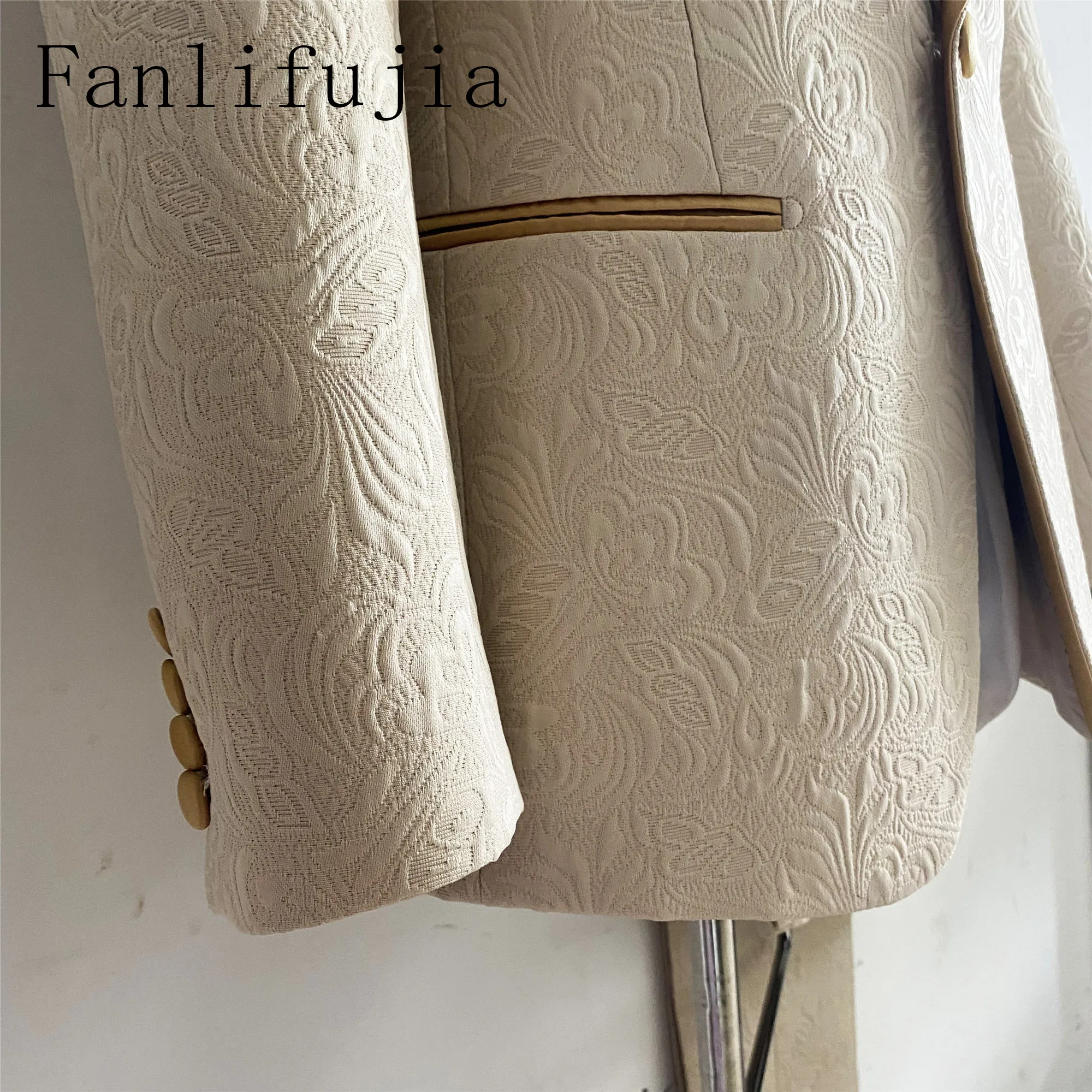 Fanlifujia Mens Wedding Suits 2024 Italian Design Custom Made Champagne Smoking Tuxedo Jacket 2 Piece Groom Terno Suits For Men