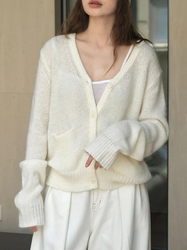 LANMREM Fashion Knitting Cardigan Sweater For Women V Neck Long Sleeve Office Lady Loose Tops 2024 Autumn New Clothing 26C231