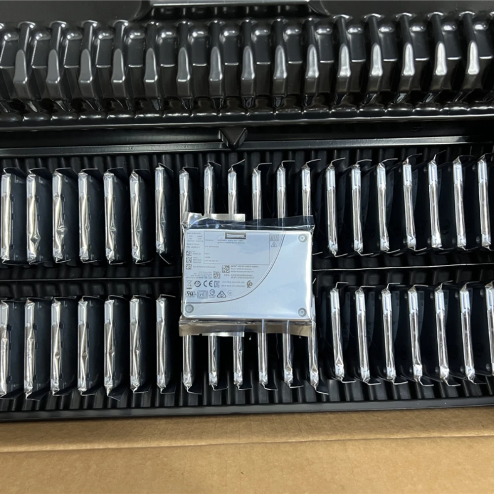 جديد لـ Intel S4610 240G 2.5 SATA3 Enterprise محرك الحالة الصلبة SSD TLC/3DWPD/1.6PBW لإصدار Lenovo