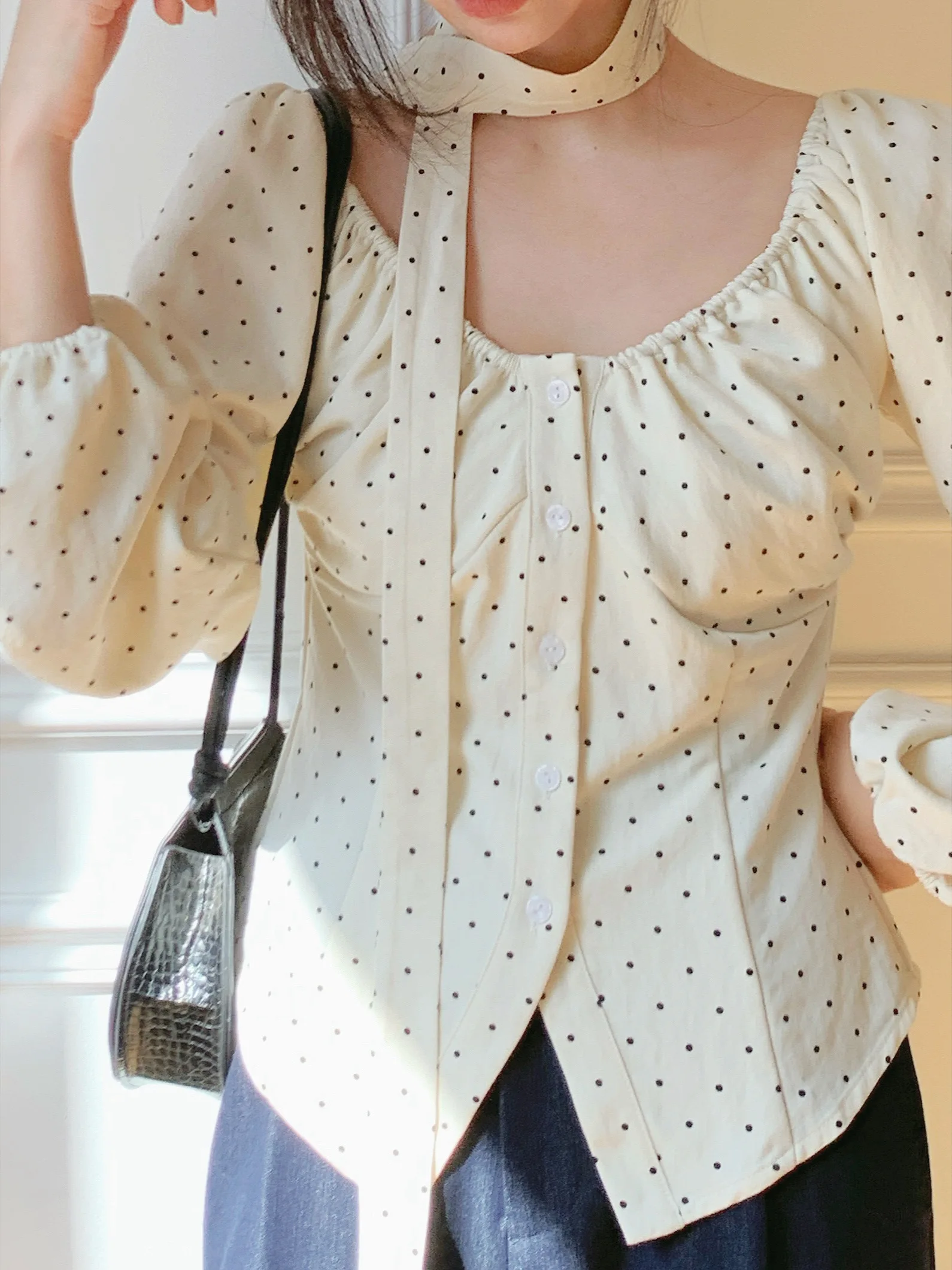 

Ele U-Ne Tie Waist Long Sve Polka Dot Lantern Sve irt Women's irt Dra Belt Autumn New Arrival White Manys...