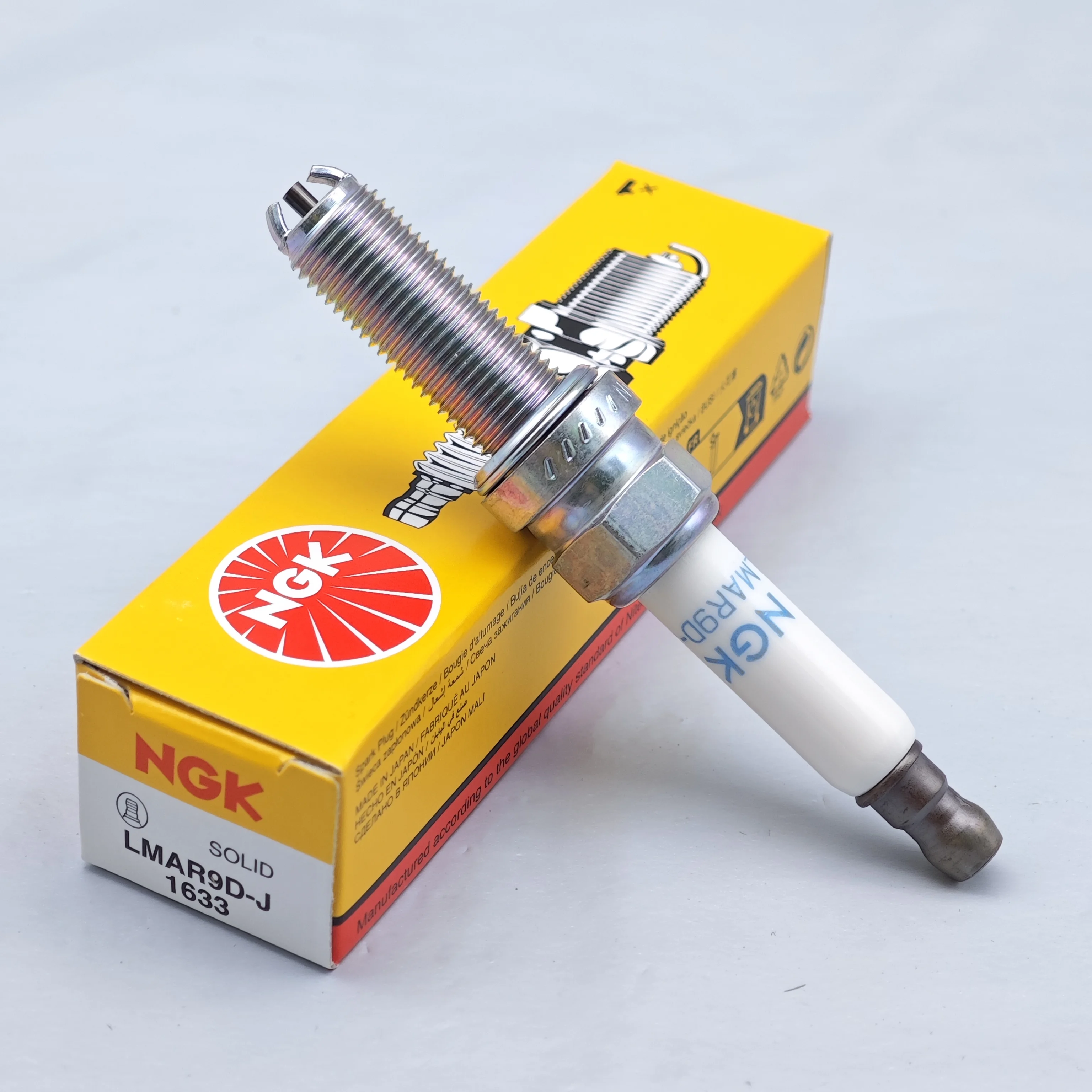 1 pz candela originale NGK LMAR9D-J 1633