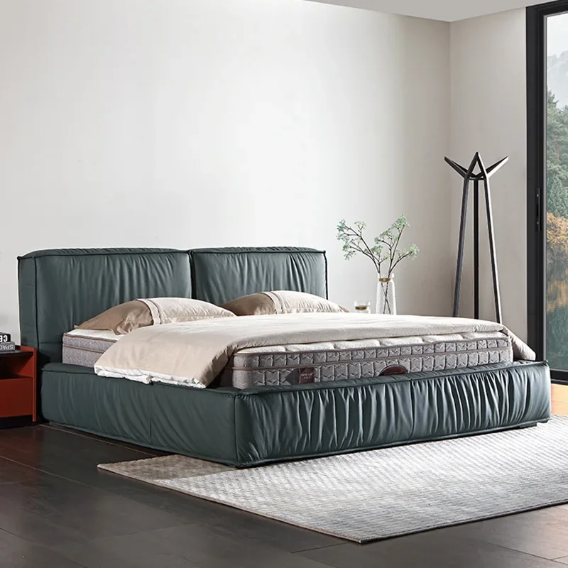 

Square bed, Nordic modern simple master bedroom double bed, genuine leather first layer cowhide