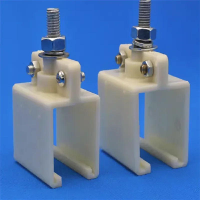 

Crane Single Pole Sliding Contact Wire Elevator 320/500A/800A Split Type Hanger Fixing Clip