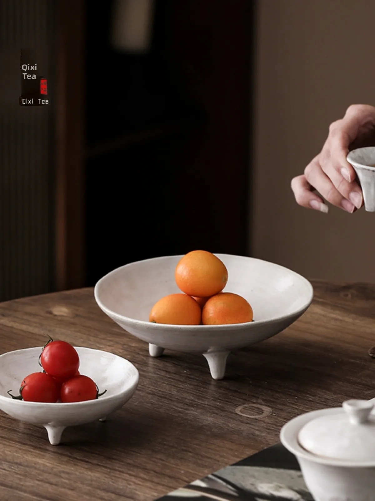 Moderna Bandeja de Cerámica de Patas Altas para Frutas, Plato Creativo de Tres Patas para Aperitivos de Té Zen, Plato para Salsas, Vajilla de Lujo para el Hogar