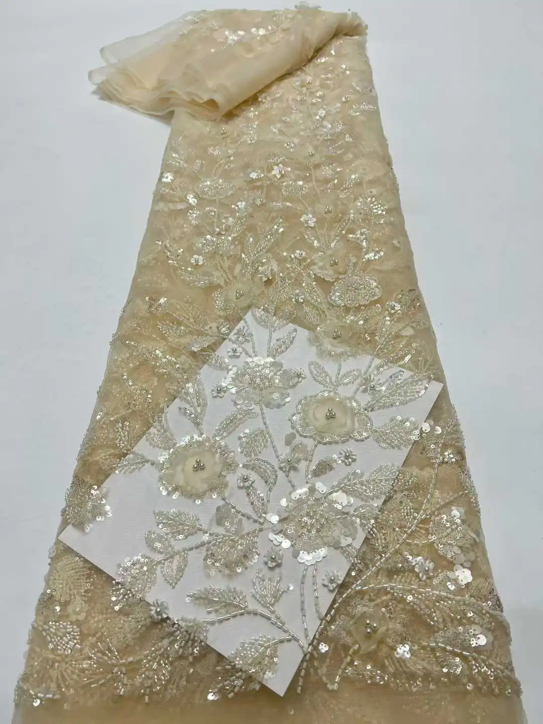

Кружевная ткань SJ Lace 2026 с африканскими бусинами, нигерийская ткань с пайетками для жениха, для свадебных и праздничных платьев, высокое качество, 5 ярдов