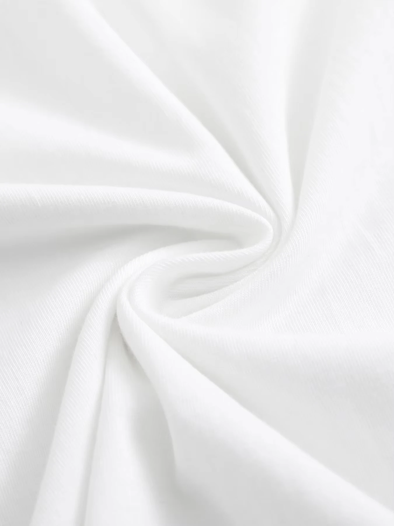 The Same Short-Sleeved T-Shirt Used in the Concert Tour Features a Comfort
