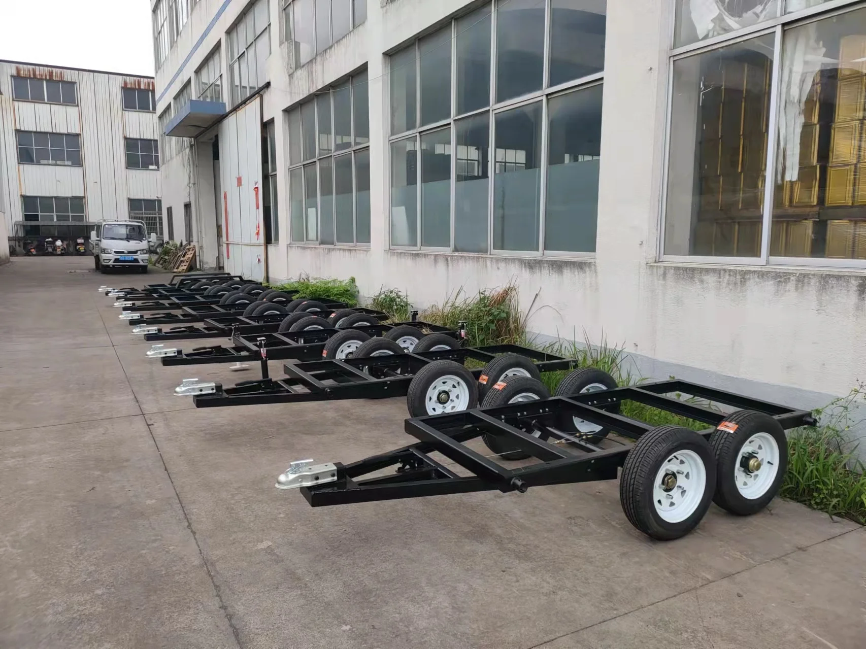 Equipment Trailer Chassis Double Axle Generator Trailer Frame Iler Frame Silver Car Dolly Trailer 3T