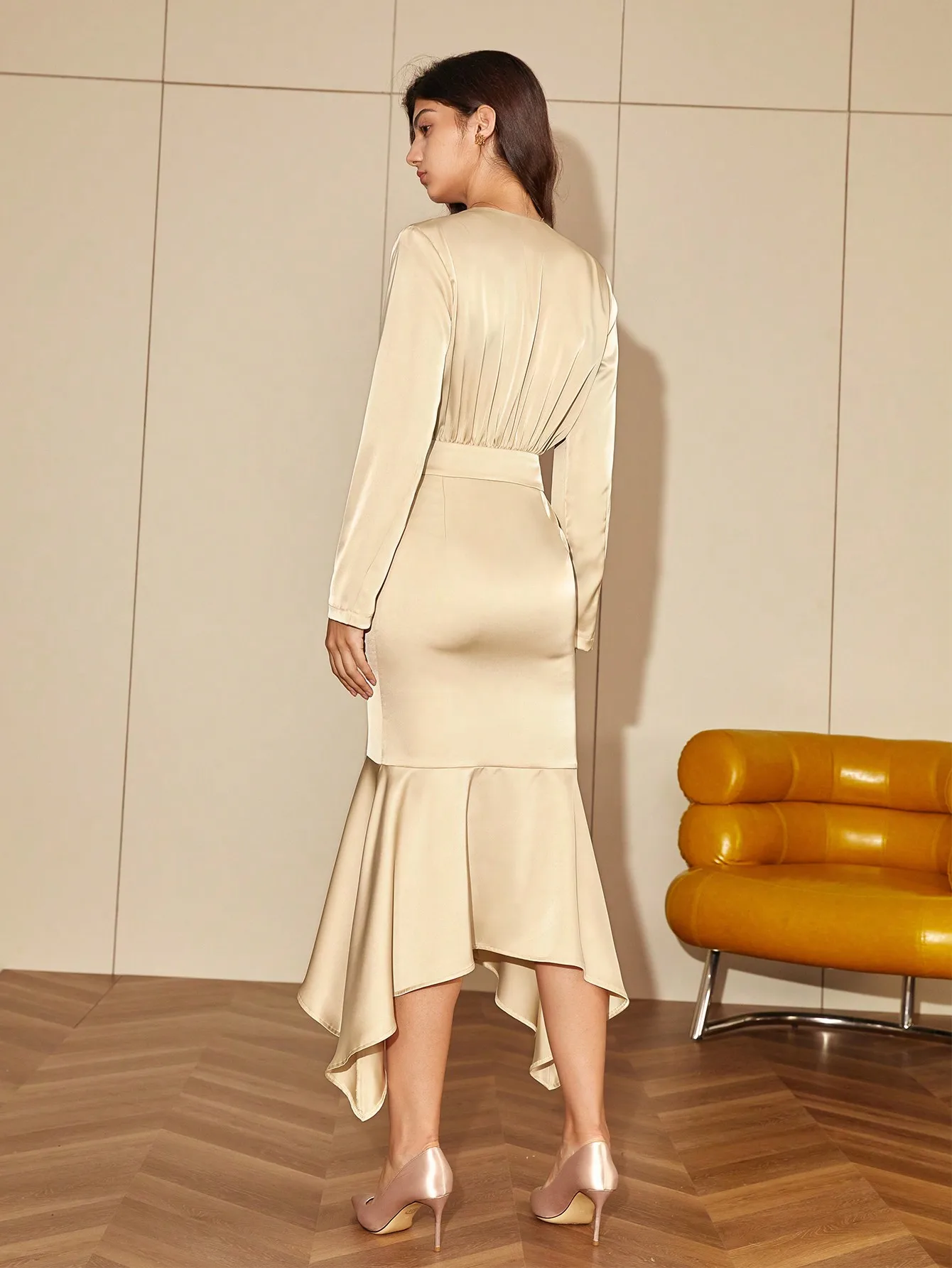 AEL-Vestido Fishtail Cetim Irregular Feminino, Manga Longa Elegante, Envoltórios Sexy, Vestido Hip, Vestido de Festa, Champanhe, Nova Chegada