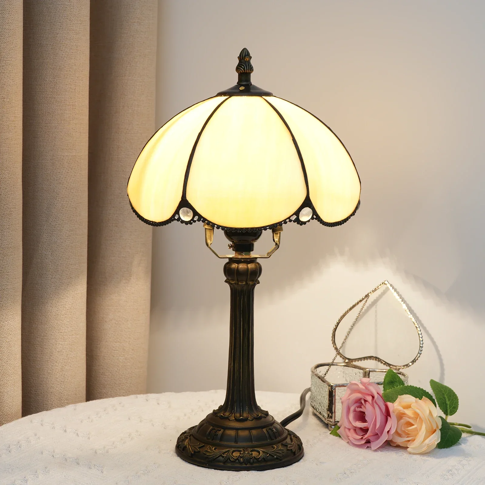 8 Inches 20cm Tiffany Style Table Lamp, Yellow Stained Glass Reading Lamp with Antique Design for Bedroom and Living Room