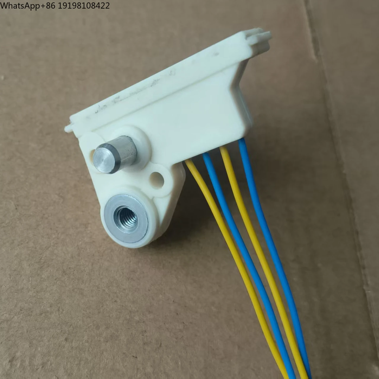 The Transmission System Control Module and Parking Sensor of the New Auto Parts Can Replace the Original